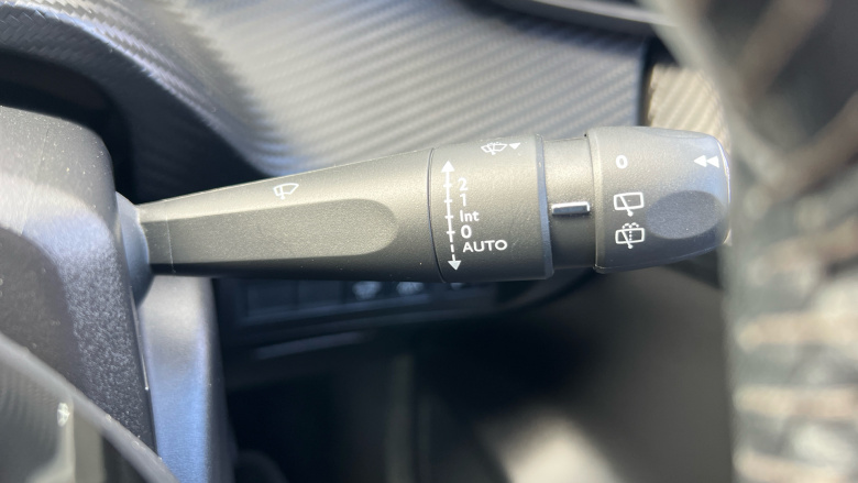 Peugeot 208 1.2 PureTech 100 Allure 5dr Petrol Hatchback